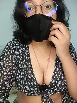 hottydisha online show from July 9, 4:27 am