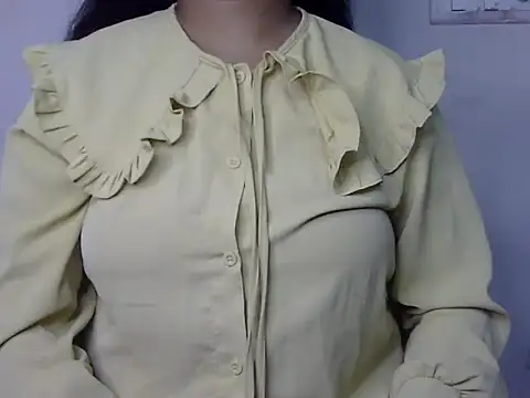 janni moni online show from August 2, 12:03 pm