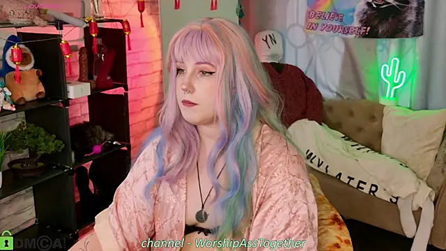 Snapshot of Candy-yeah chatting on June 20, 1:09 am Candy-yeah online show from June 20, 1:09 am