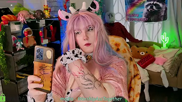 Snapshot of Candy-yeah chatting on July 12, 1:07 am Candy-yeah online show from July 12, 1:07 am