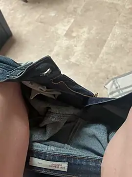 BiggieDickie6969 online show from July 10, 9:50 pm