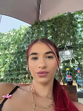 Snapshot of VixenRosse chatting on July 27, 11:50 am VixenRosse online show from July 27, 11:50 am