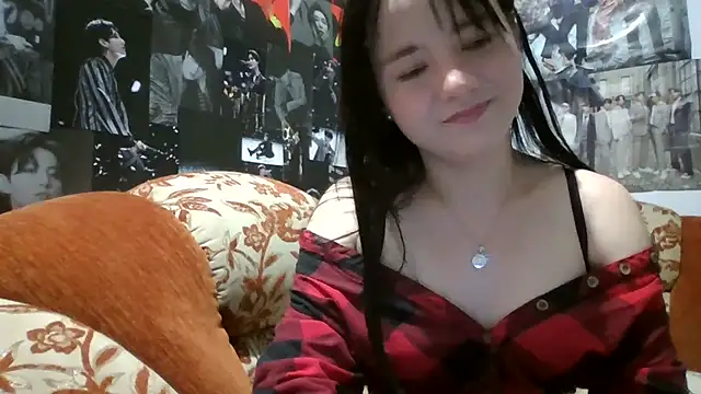 Snapshot of LittilePrincess chatting on June 22, 9:01 pm LittilePrincess online show from June 22, 9:01 pm