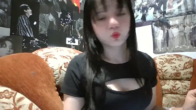 Snapshot of LittilePrincess chatting on July 10, 9:39 pm LittilePrincess online show from July 10, 9:39 pm
