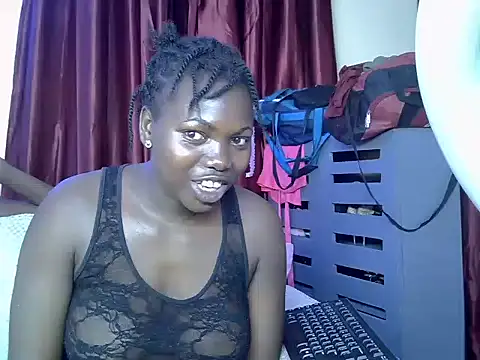 Snapshot of moonlightwonder chatting on June 24, 7:46 pm moonlightwonder online show from June 24, 7:46 pm