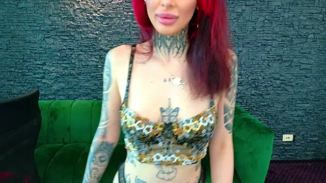 Snapshot of CassyFoxyy chatting on July 19, 4:38 am CassyFoxyy online show from July 19, 4:38 am