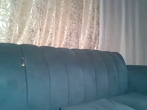 Prettybunnyy online show from July 10, 9:39 pm