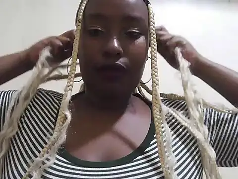 Snapshot of Vee_virgy chatting on July 7, 7:07 pm Vee virgy online show from July 7, 7:07 pm