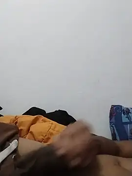 Snapshot of 01LeonBlack chatting on July 8, 3:33 am 01LeonBlack online show from July 8, 3:33 am