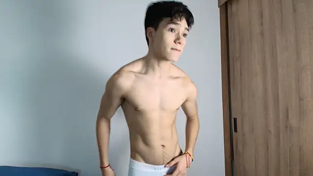 Snapshot of luandy_1 chatting on June 21, 12:30 pm luandy 1 online show from June 21, 12:30 pm