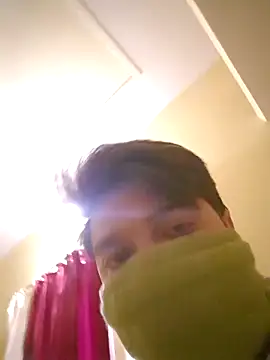 Snapshot of eshan_awas chatting on June 16, 8:28 am eshan awas online show from June 16, 8:28 am