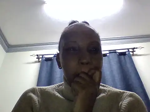 Snapshot of Lindatwiz chatting on June 17, 5:58 pm Lindatwiz online show from June 17, 5:58 pm
