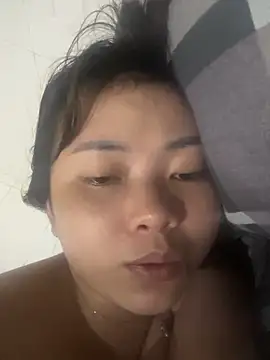 Annie 699 online show from June 20, 7:27 pm