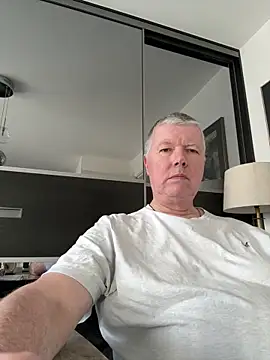 Snapshot of cumboy chatting on March 8, 11:16 am cumboy online show from March 8, 11:16 am