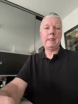 Snapshot of cumboy chatting on February 2, 1:54 pm cumboy online show from February 2, 1:54 pm