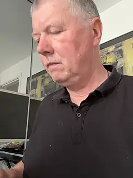 cumboy online show from May 11, 11:49 am