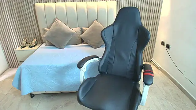 Snapshot of Maissa_nakier chatting on July 31, 2:05 pm Maissa nakier online show from July 31, 2:05 pm