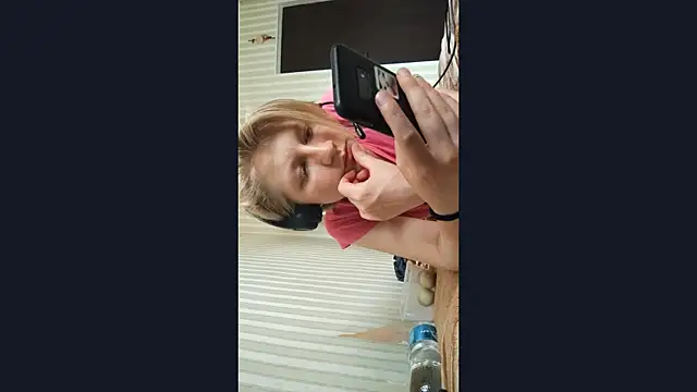 JennyShortcut online show from June 19, 12:42 pm