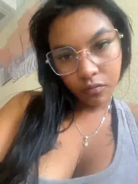sophiagomezx online show from July 10, 8:33 pm