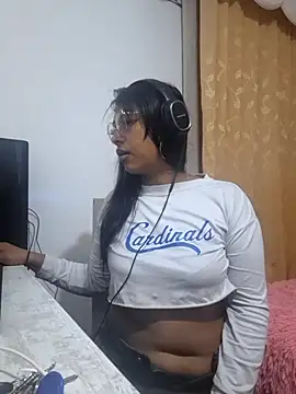 sophiagomezx online show from July 15, 3:01 am