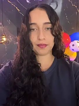 ZoeBlissX online show from July 1, 11:45 am