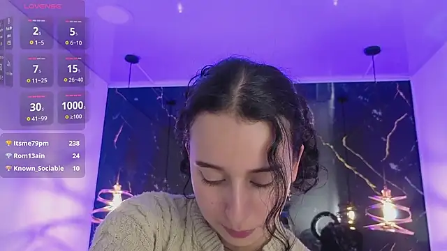 ZoeBlissX online show from July 28, 3:21 pm