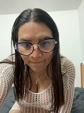 Snapshot of Mia_monroe1 chatting on August 6, 4:47 am Mia monroe1 online show from August 6, 4:47 am