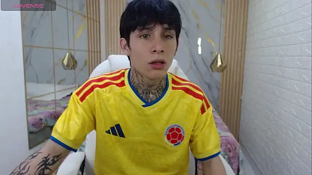 Cry thereal online show from June 24, 5:17 am