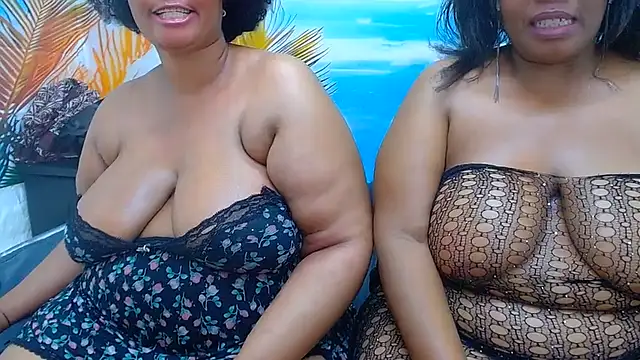 Snapshot of CURVYELEGANCExxx chatting on July 18, 1:26 pm CURVYELEGANCExxx online show from July 18, 1:26 pm