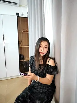 Snapshot of HY-SHUI chatting on June 17, 1:56 pm HY-SHUI online show from June 17, 1:56 pm