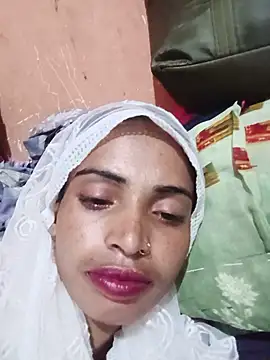 Snapshot of sakebabegam87 chatting on August 4, 5:04 pm sakebabegam87 online show from August 4, 5:04 pm