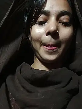 Snapshot of Simran_143 chatting on July 31, 3:00 pm Simran 143 online show from July 31, 3:00 pm