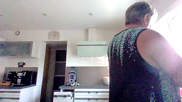 coquinesensuel online show from August 8, 6:37 am