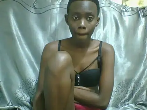 Tish Leylah online show from July 1, 6:40 pm