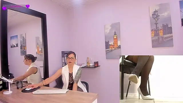 Greta Borbon  online show from July 17, 12:01 pm