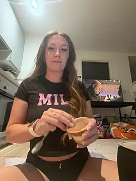 Coleyy xx online show from July 18, 7:39 pm