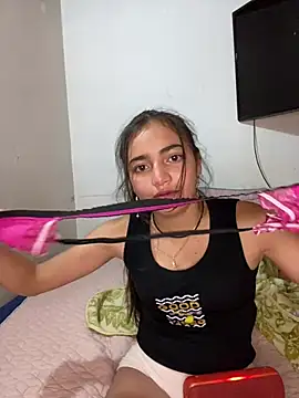 Julia valentina online show from July 14, 12:57 am