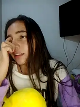 Julia valentina online show from July 21, 3:31 am
