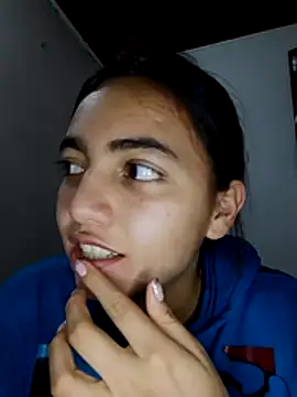 Julia valentina online show from July 26, 2:31 am