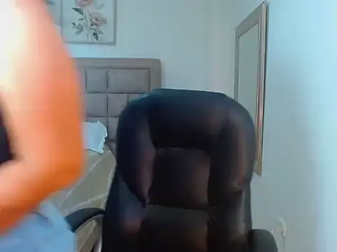 juanitaaxoox online show from July 22, 1:25 pm