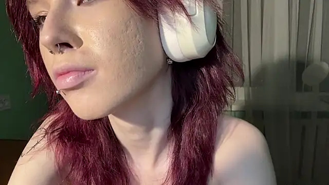 Snapshot of KiaLudera chatting on July 10, 8:11 pm KiaLudera online show from July 10, 8:11 pm
