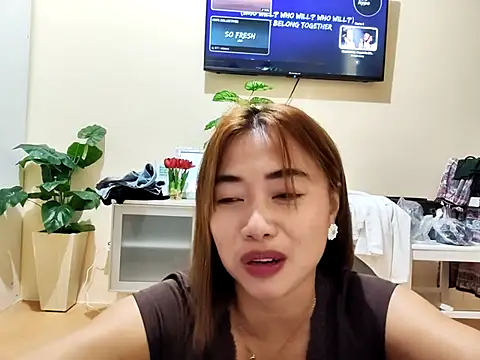 missceexx online show from August 2, 1:53 pm