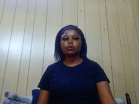 Snapshot of spicykittyy chatting on June 25, 6:34 pm spicykittyy online show from June 25, 6:34 pm