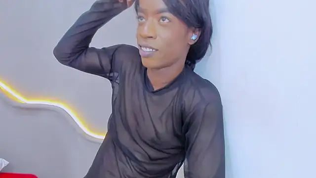 Snapshot of Sasha__96 chatting on July 6, 2:47 pm Sasha 96 online show from July 6, 2:47 pm