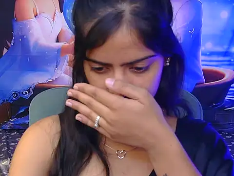 Snapshot of Ruchi-19 chatting on July 22, 6:43 pm Ruchi-19 online show from July 22, 6:43 pm