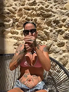 Snapshot of inked_up_jade chatting on July 9, 9:02 am inked up jade online show from July 9, 9:02 am