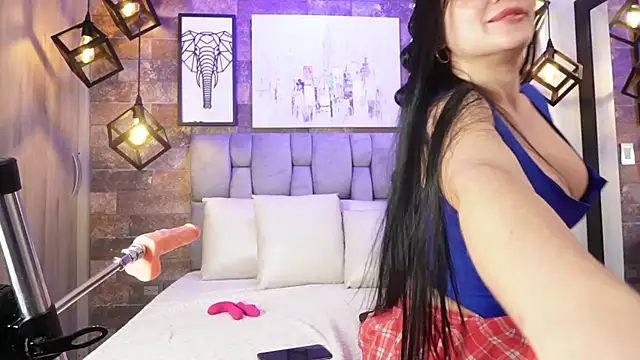 Snapshot of Miss_Isabeella chatting on July 21, 6:21 pm Miss Isabeella online show from July 21, 6:21 pm