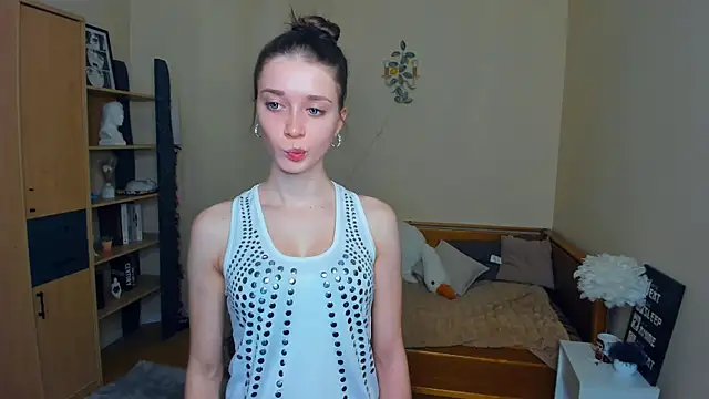 Snapshot of HermilaJaco chatting on July 3, 7:37 am HermilaJaco online show from July 3, 7:37 am