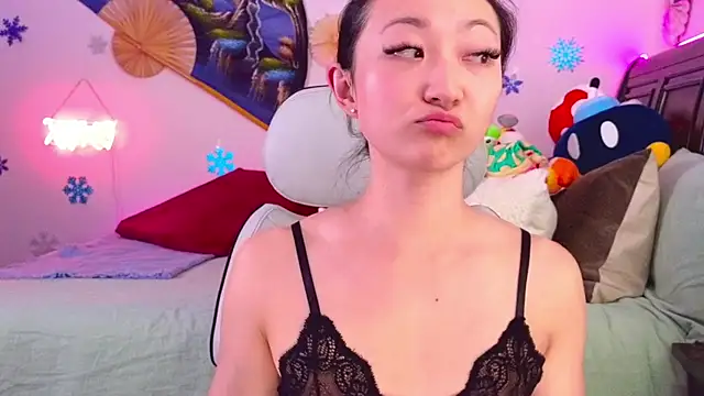 Snapshot of MySweetSofie chatting on March 11, 4:43 am MySweetSofie online show from March 11, 4:43 am