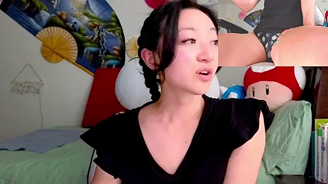 Snapshot of MySweetSofie chatting on March 19, 5:30 am MySweetSofie online show from March 19, 5:30 am